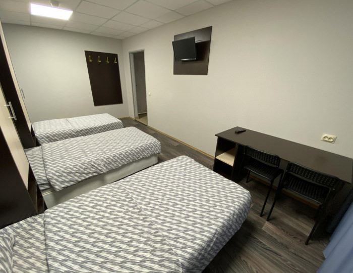 2-комнатный номер стандарт с 4 односпальными кроватями - Отель «Северный берег» Мурманск