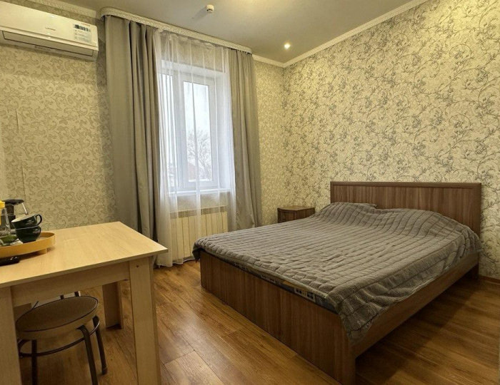 Номер стандарт семейный с 1 двуспальной кроватью - Мини-отель «Милана» Оренбург