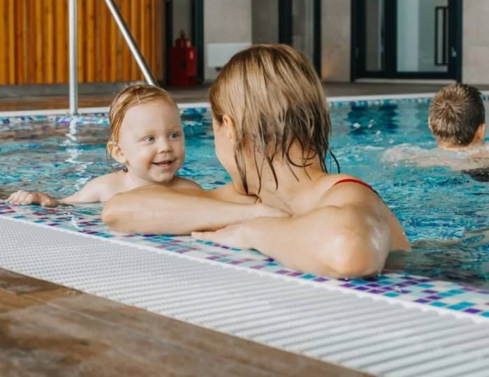 Бассейн - Парк-отель «Бухта Коприно»