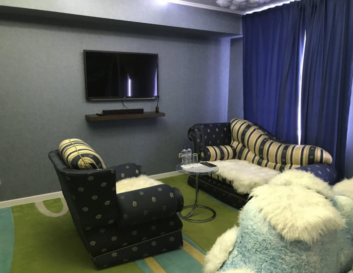 Номер полулюкс с 1 двуспальной кроватью Небеса - Гостевой дом «Времена Года» Домодедово