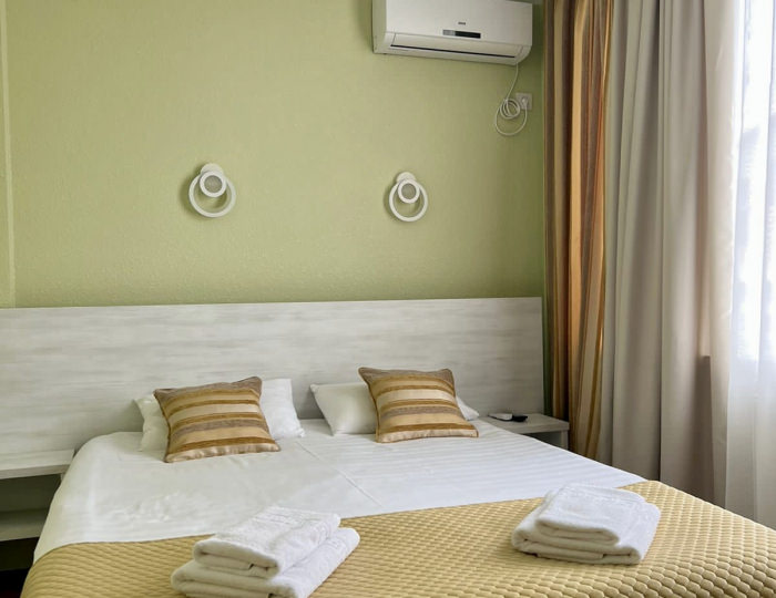 Стандартный 4-местный 2-комнатный - Отель Vstrecha / Встреча Николаевка