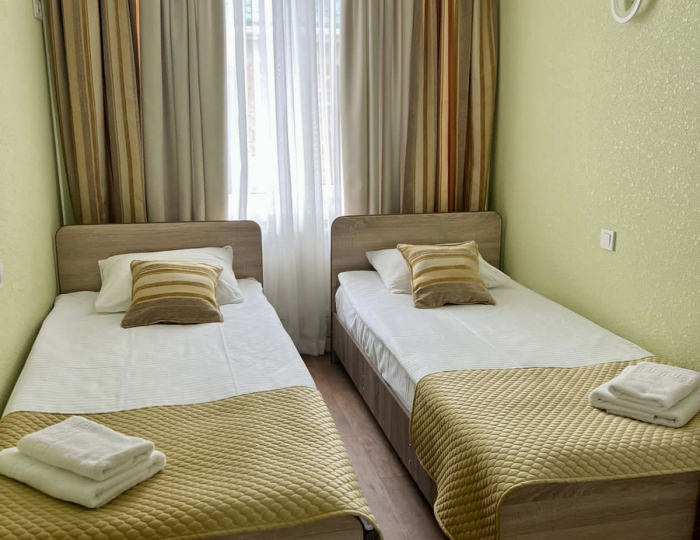 Стандартный 4-местный 2-комнатный - Отель Vstrecha / Встреча Николаевка