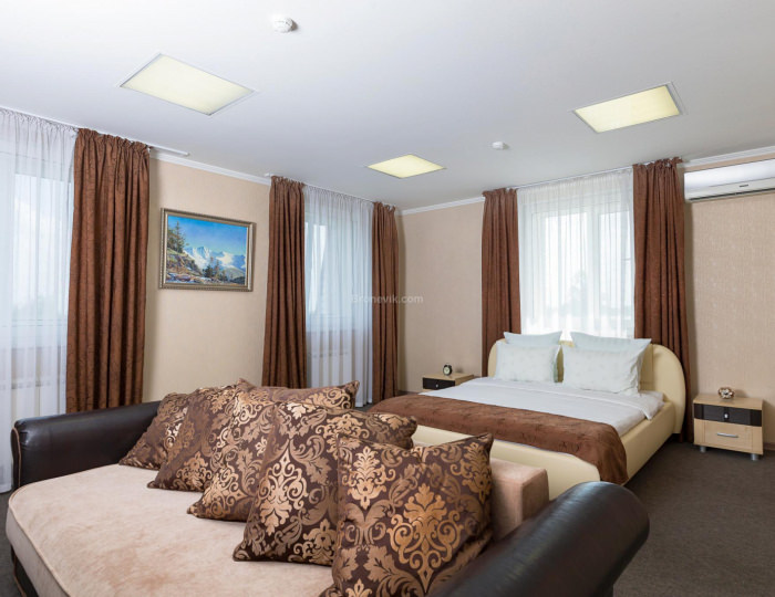 Апартаменты делюкс с 1 двуспальной кроватью #307 - Апарт-отель Fedorov ApartHotel / Федоров Барнаул