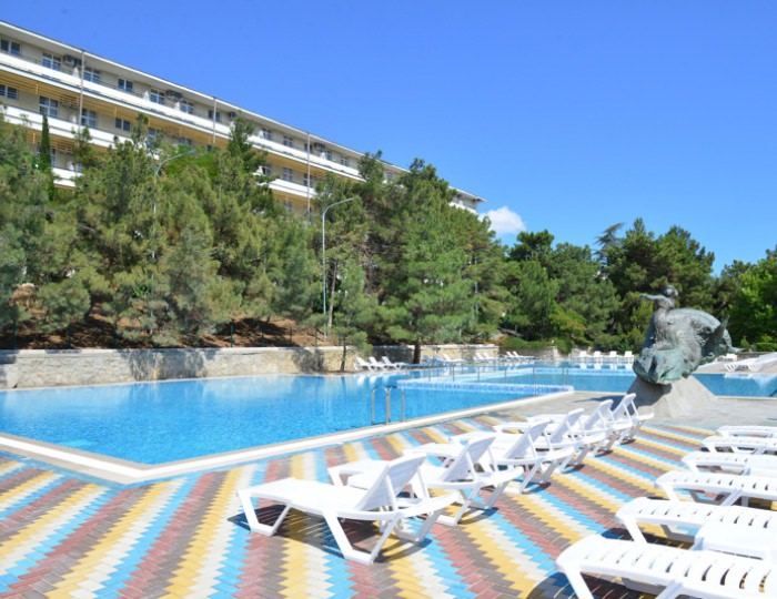 Открытый бассейн - ТОК «Судак»