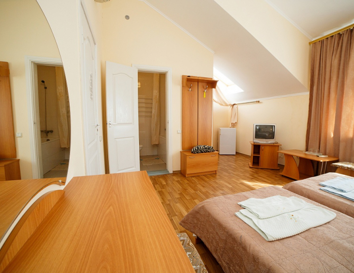 2 катег. 2-местный 1-комн. административный корпус - ТОК «Судак»