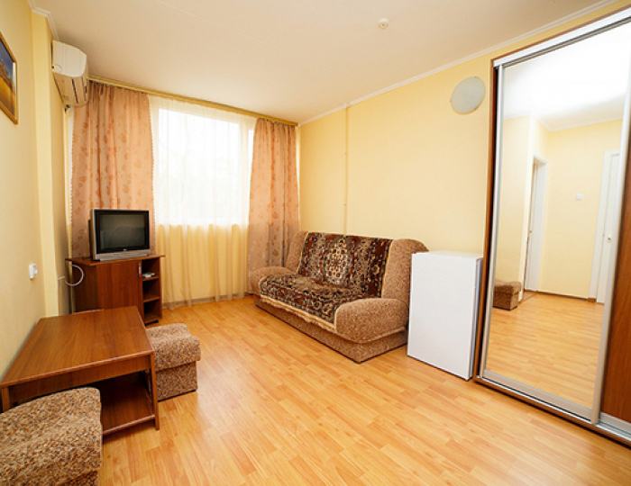 Номер 3 категория 2-местный 2-комнатный корп.5 север - ТОК «Судак»