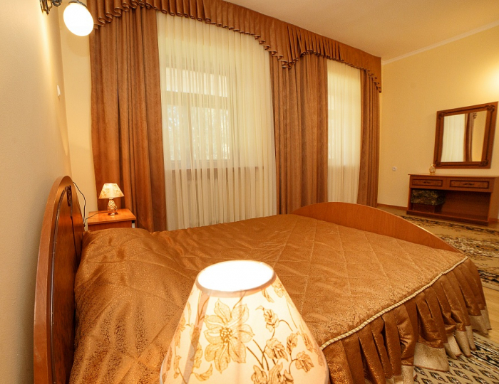 Номер 4 категории 2-местный 1-комнатный корпус 1 - ТОК «Судак»