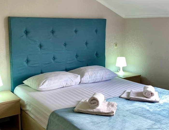 Стандарт 2-местный 1-комн - цокольный этаж - Гостиница Casa Blanca / Касабланка Геленджик