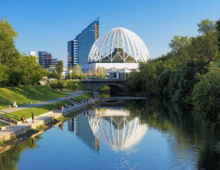 Гостиница «Лето & Зеленая роща»