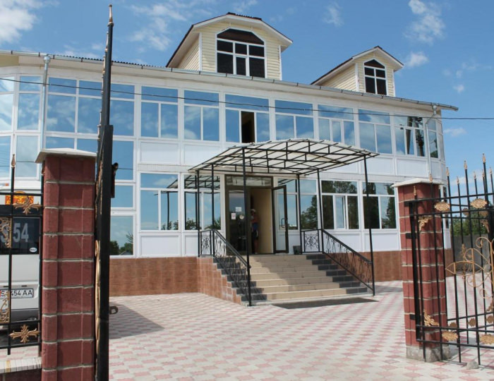 Отель «Альтамира» Каракол