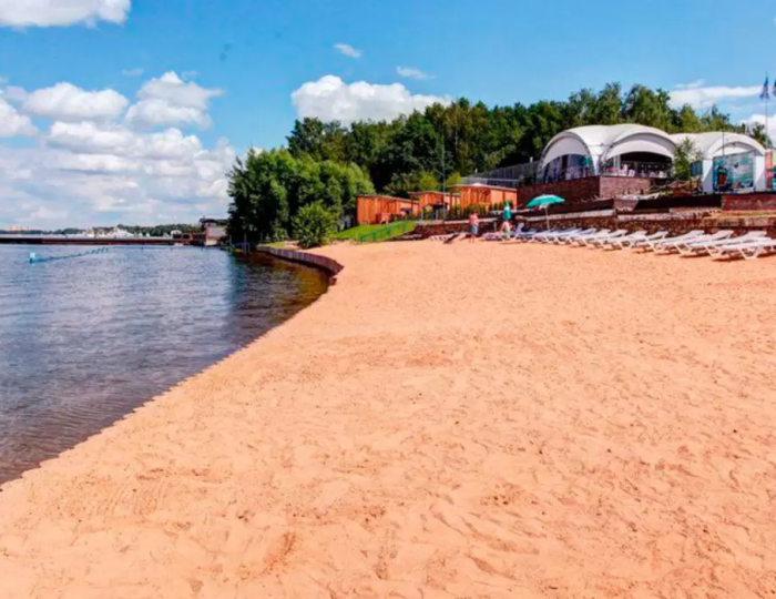 Пляж - Отель «Яхт-клуб Новый берег»