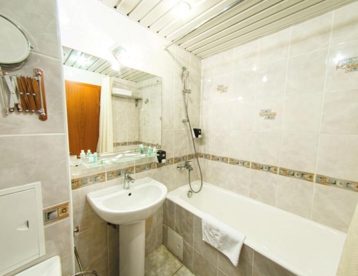 «Стандарт Плюс» с одной кроватью - Отель «Яхт-клуб Новый берег»