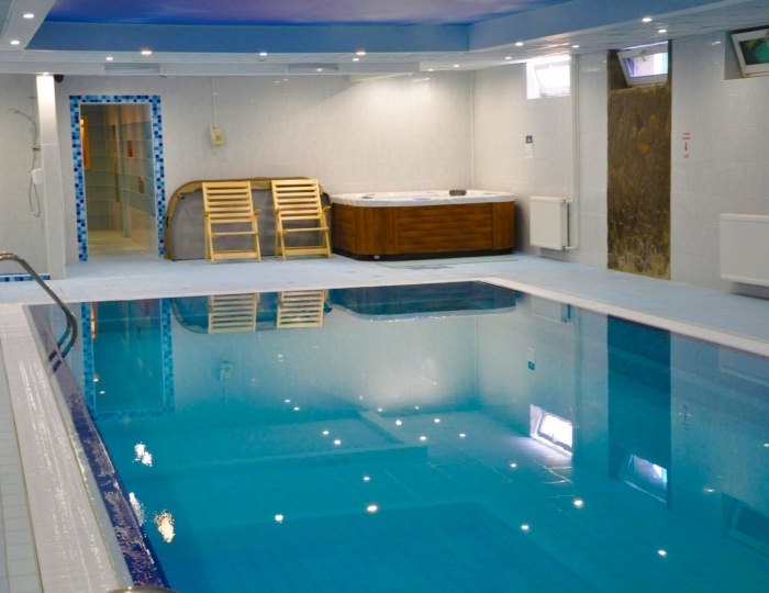 Бассейны и сауна - Отель «Яхт-клуб Новый берег»