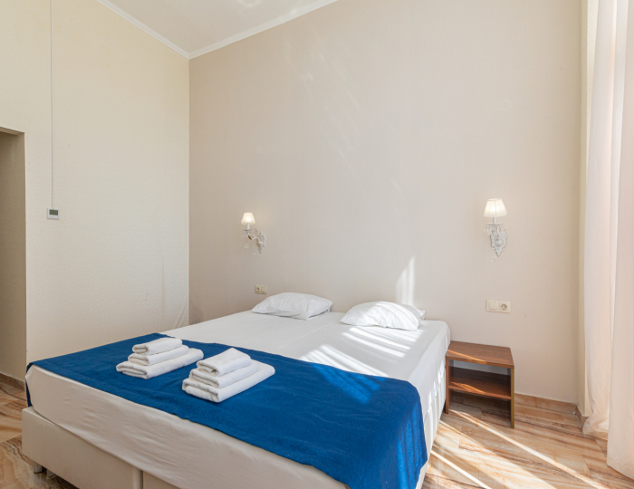 Комфорт 2-местный 1-комн. без б. - Отель «Европа» Гагра