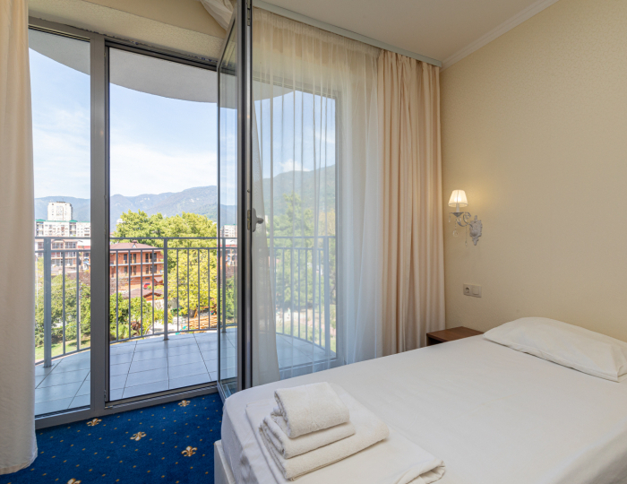 Стандарт TWIN с балконом - Отель «Европа» Гагра