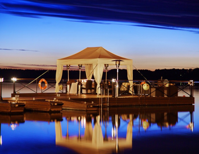 Шатер на понтоне - Отель Mistral Hotel & SPA / Мистраль СПА