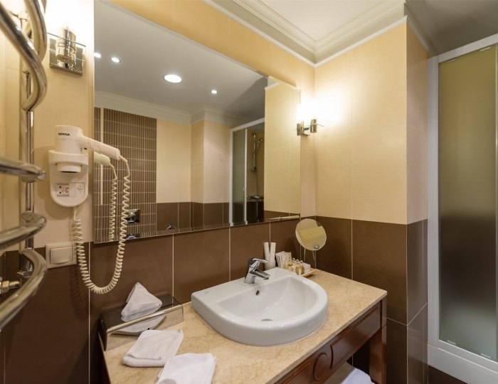 Люкс (вид на озеро) - Отель Mistral Hotel & SPA / Мистраль СПА