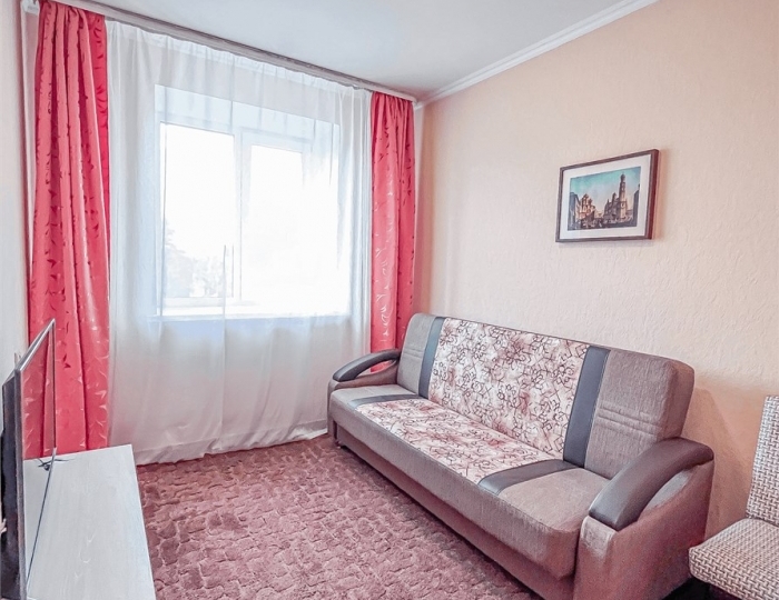 Номер 1 категории двухместный "Твин+" Спорткорпус (двухкомнатный) - ЛОК «Долина Алтая»