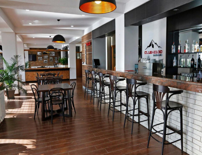 Рестораны и бары - Отель Club 2100 / Клуб 2100 Гудаури