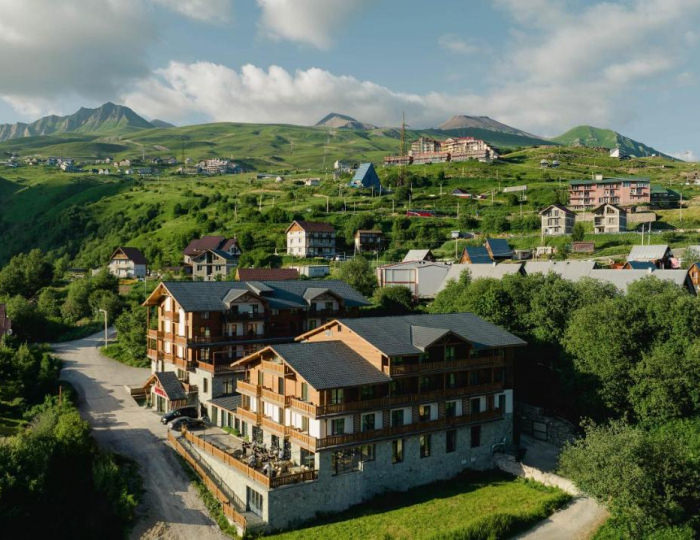 Отель Gudauri Inn Hotel / Гудаури Инн