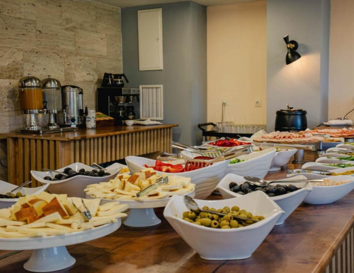Рестораны и бары - Отель Gudauri Inn Hotel / Гудаури Инн