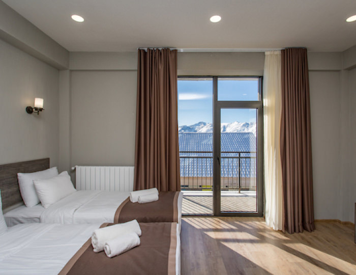 Standard 3-местный с балконом - Отель GeoGraphy Hotels / ГеоГрафия Гудаури