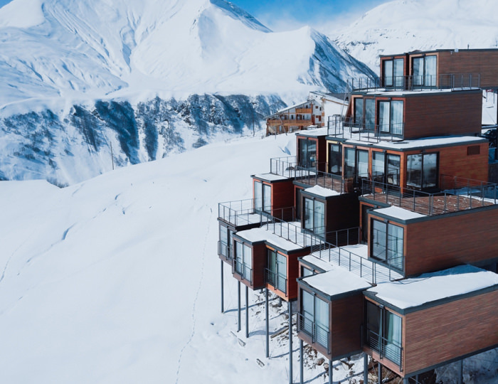 Отель Quadrum Ski & Yoga Resort / Квадрум Ски и Йога Резорт Гудаури