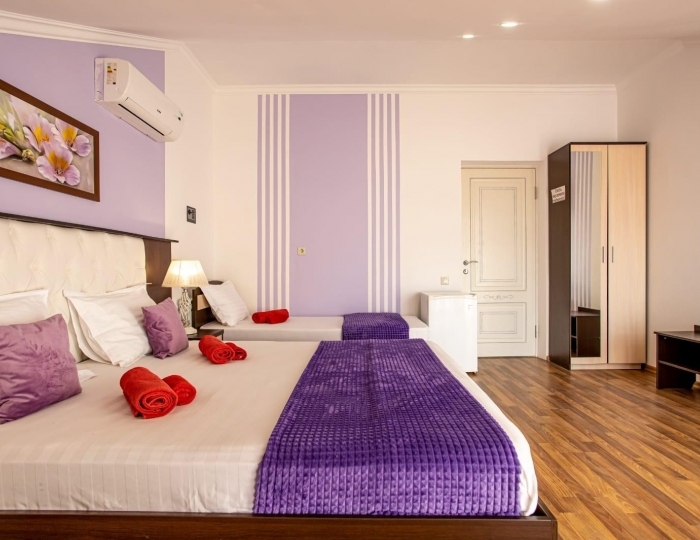 2-комнатный номер на 4 этаже с балконом - Гостевой дом «Прага» Кабардинка