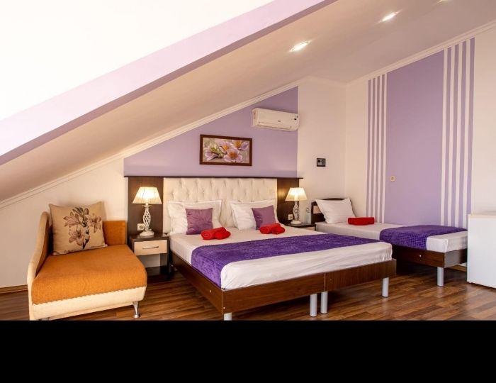 2-комнатный номер на 4 этаже с балконом - Гостевой дом «Прага» Кабардинка