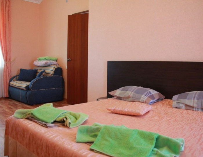 Улучшенный 3-местный 1-комнатный 1 кроватью и раскладным диваном - Отель Parus / Парус Поповка