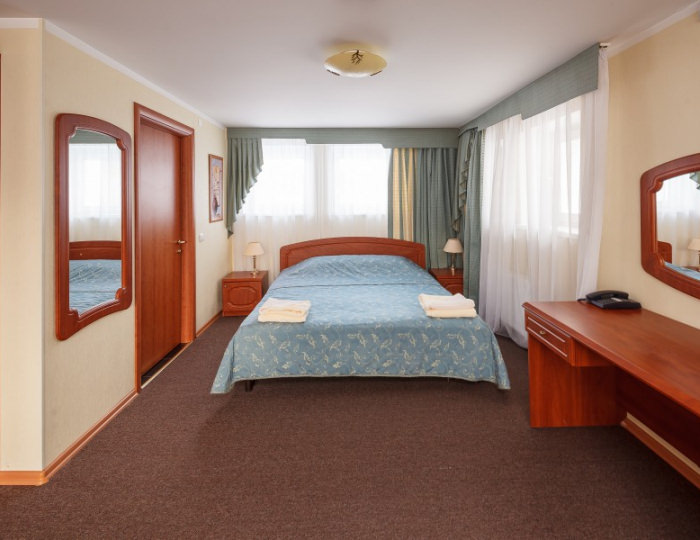 Люкс 2-местный - База отдыха «Красная гвоздика» Мансурово