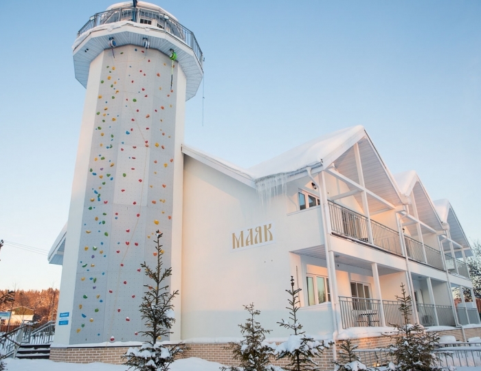 Отель «Корабль» Большое Ивановское