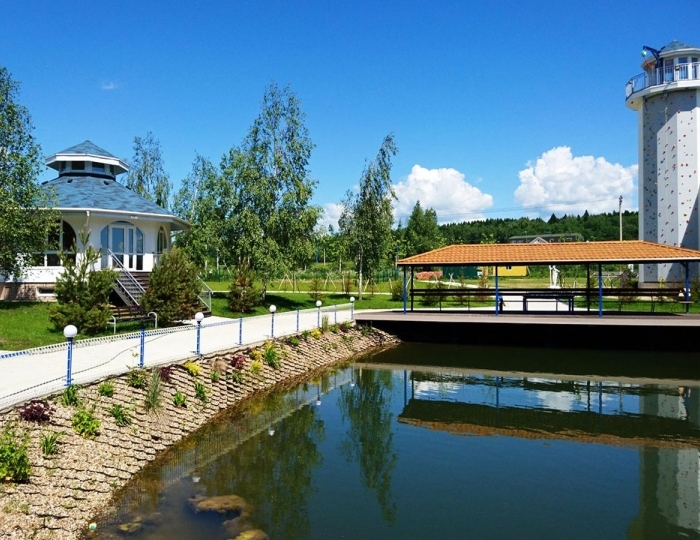 Отель «Корабль» Большое Ивановское