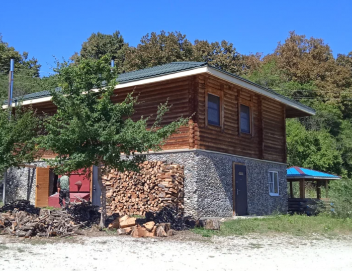 Дом 10-местный 5-комнатный (Корпус А) - База отдыха «Тхач от Травел Хотелс Антураж» Даховская