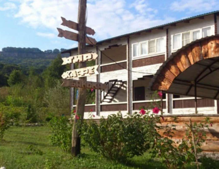 Комфорт 3-мест. 2-к. (Корпус Б) - База отдыха «Тхач от Травел Хотелс Антураж» Даховская