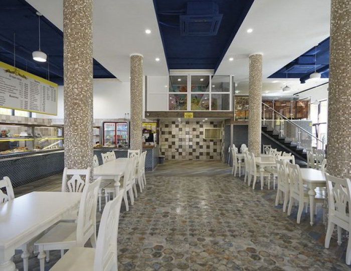 Столовая "С пылу с жару" - Отель «Голден Резорт» Новомихайловский