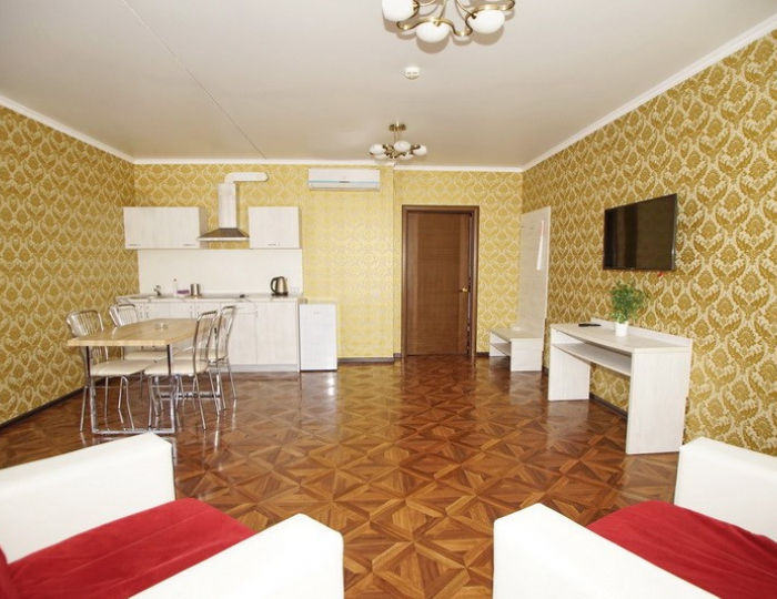 Апартаменты 6-местный - Отель «Голден Резорт» Новомихайловский