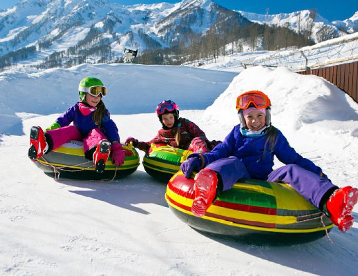 Развлечения: зима (на территории курорта) - Отель Ski Village / Ски Вилладж Красная Поляна