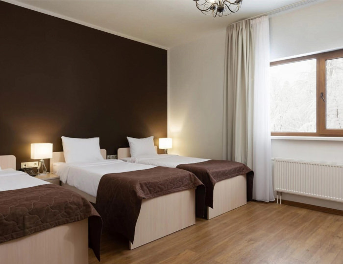 Стандарт 3-местный (без балкона) - Отель Ski Village / Ски Вилладж Красная Поляна