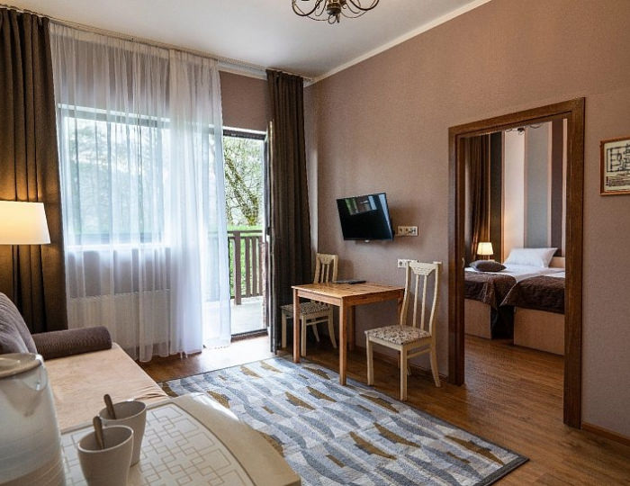 2-комн. семейный на цокольном этаже - Отель Ski Village / Ски Вилладж Красная Поляна