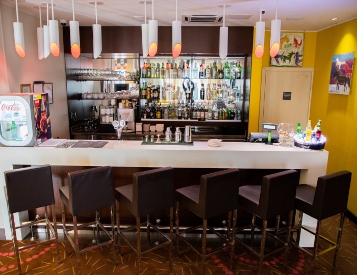 Рестораны и бары - Гостиница «Космос» Астрахань