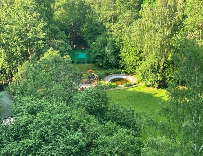 Отель Sheraton Skypoint Luxe / Шератон Скайпоинт Люкс