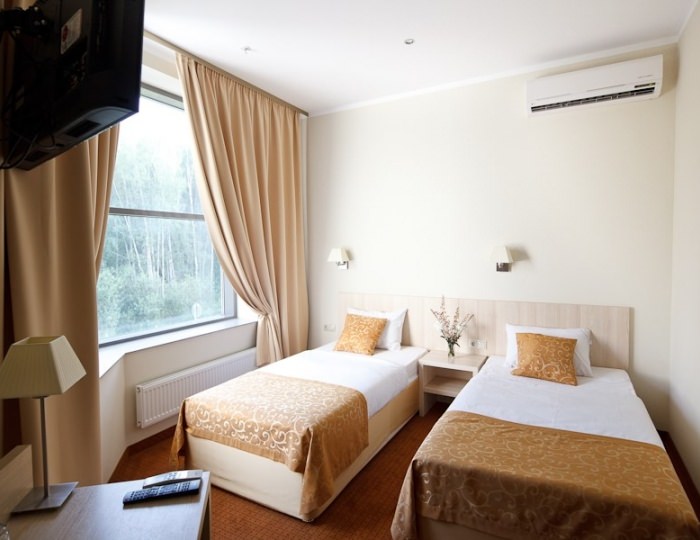 Номер категории "Стандарт" (двухместный с двуспальной кроватью) - Отель SkyPoint / СкайПоинт Шереметьево