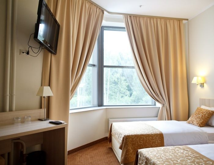 Номер категории "Стандарт" (двухместный с 2 односпальными кроватями) - Отель SkyPoint / СкайПоинт Шереметьево