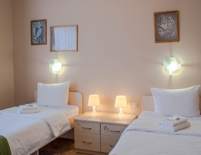 Двухместный номер в блоке с общим санузлом - Отель «28» Роза Хутор