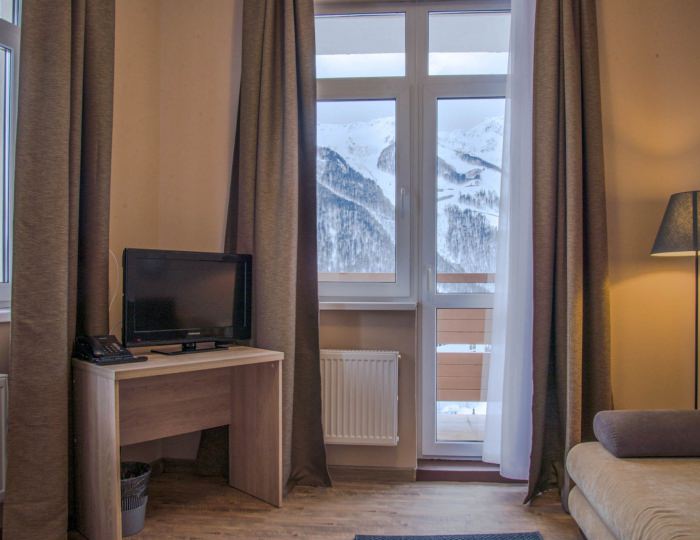 Улучшенный двухкомнатный номер - Отель «28» Роза Хутор