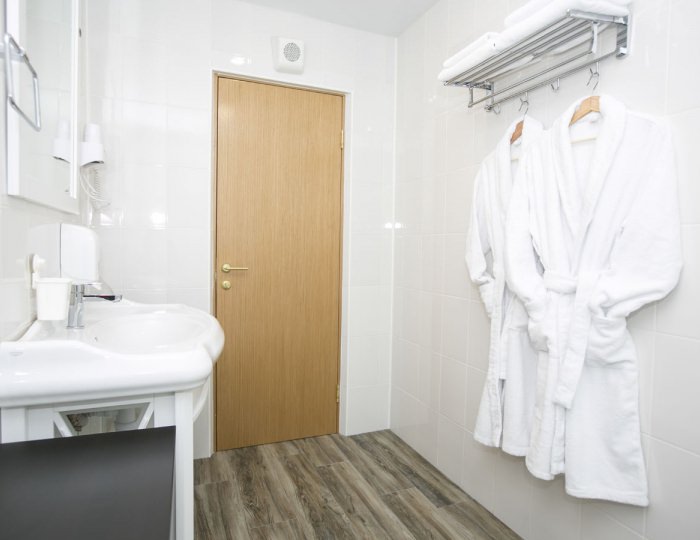 Двухкомнатный полулюкс - BoogelWoogel Bar & Hotel / БугельВугель Бар и Отель