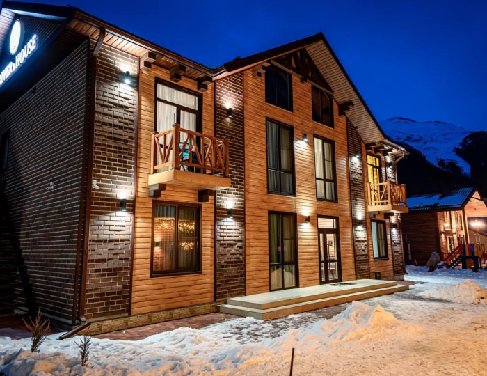 Гостевой дом River & House / Ривер Хаус Архыз