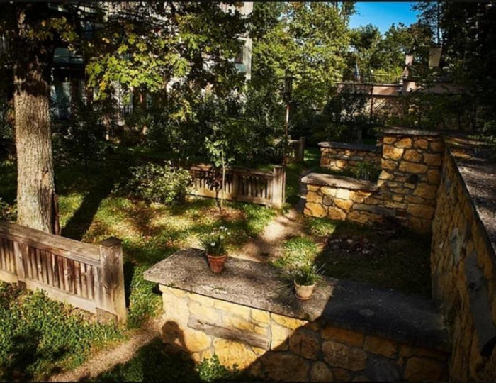 2-комнатные апартаменты люкс с 1 двуспальной кроватью - Отель Chalet Apartments / Шале Апартмент Звенигород