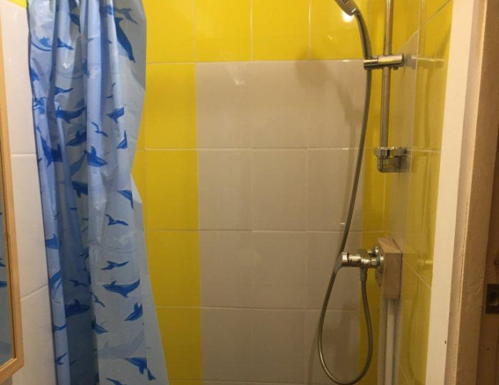 Номер стандарт комфорт с 1 двуспальной кроватью - Отель «Каморка с лежанкой у окна» Звенигород